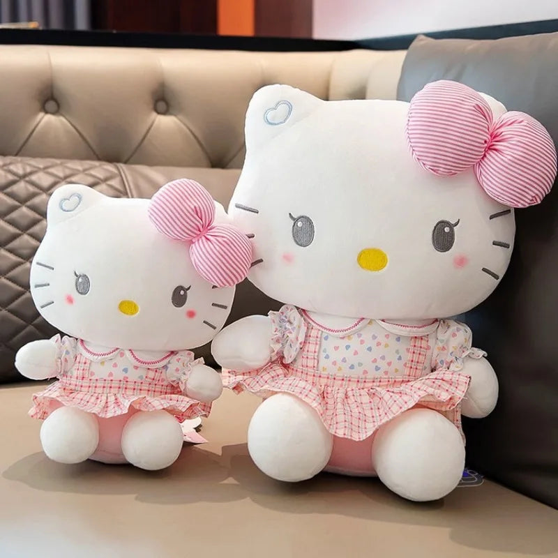 Hello Kitty im Kleid